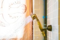 Koud-warm douchen is de nieuwste wellnesstrend